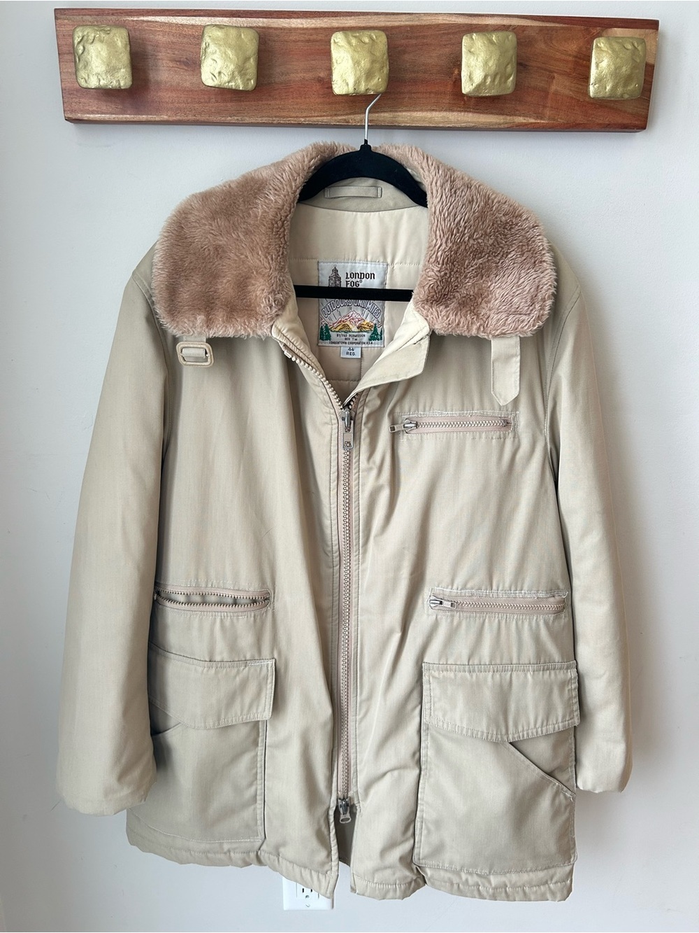 Vintage London Fog Outdoors Unlimited Faux Fur Parka Coat Men’s 44